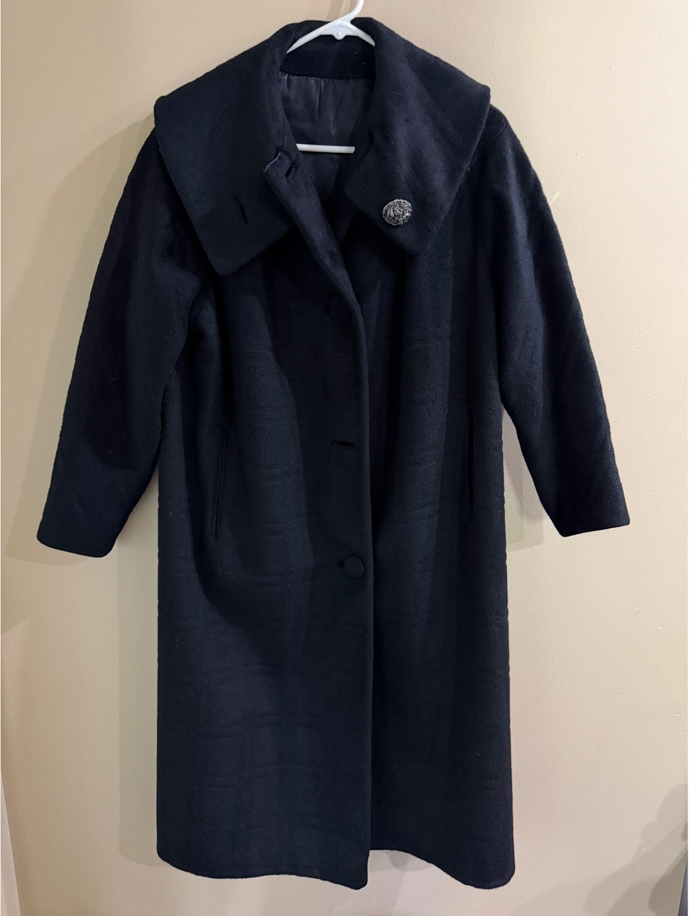 Vintage 50s 60s Bettijean Black Wool Coat Portrait Collar Rhinestone Button